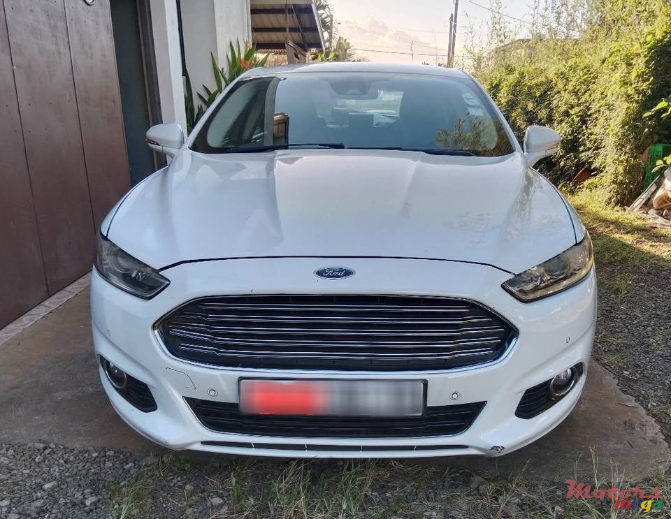 2015' Ford Fusion 1500cc turbo Automatic photo #2