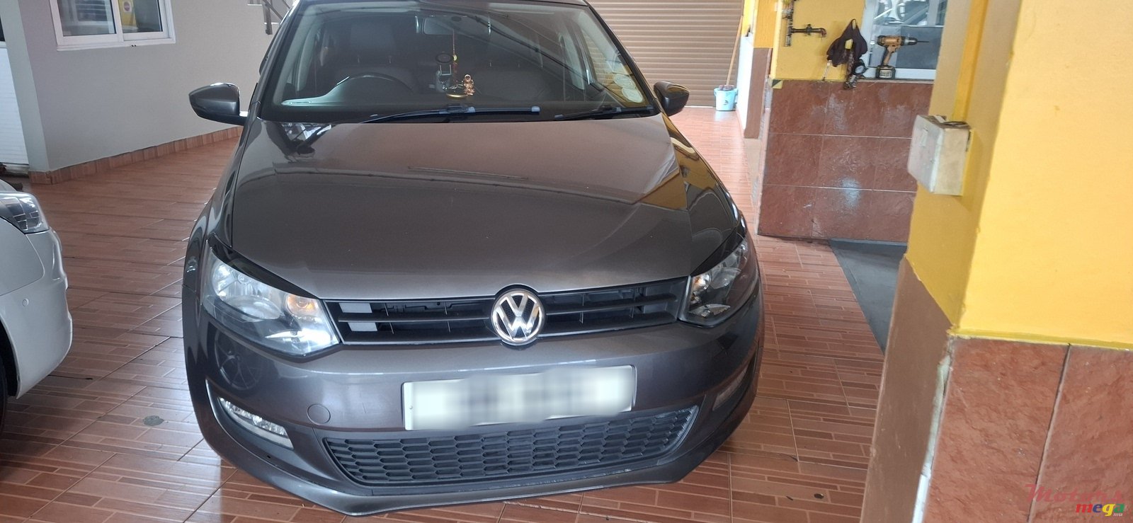 2012' Volkswagen Polo photo #1