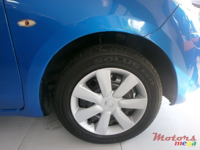 2010' Nissan March photo #6
