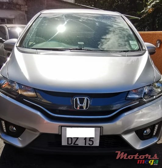 2015' Honda Fit photo #1