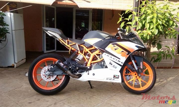 2016' KTM RC390 photo #2
