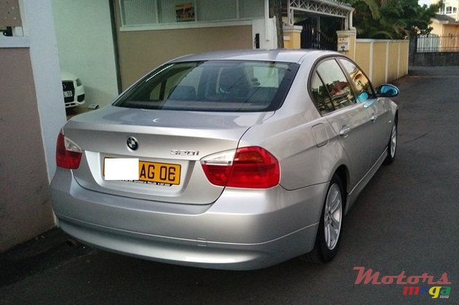 2006' BMW 320i photo #2