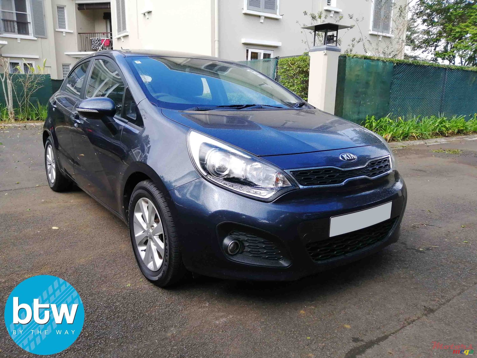 2013' Kia Rio photo #1