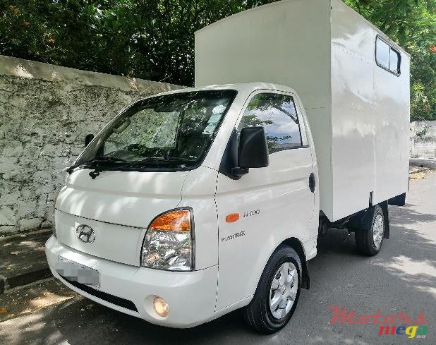 2010' Hyundai H100 photo #4