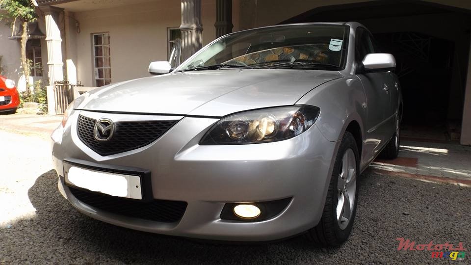 2006' Mazda Axela photo #1