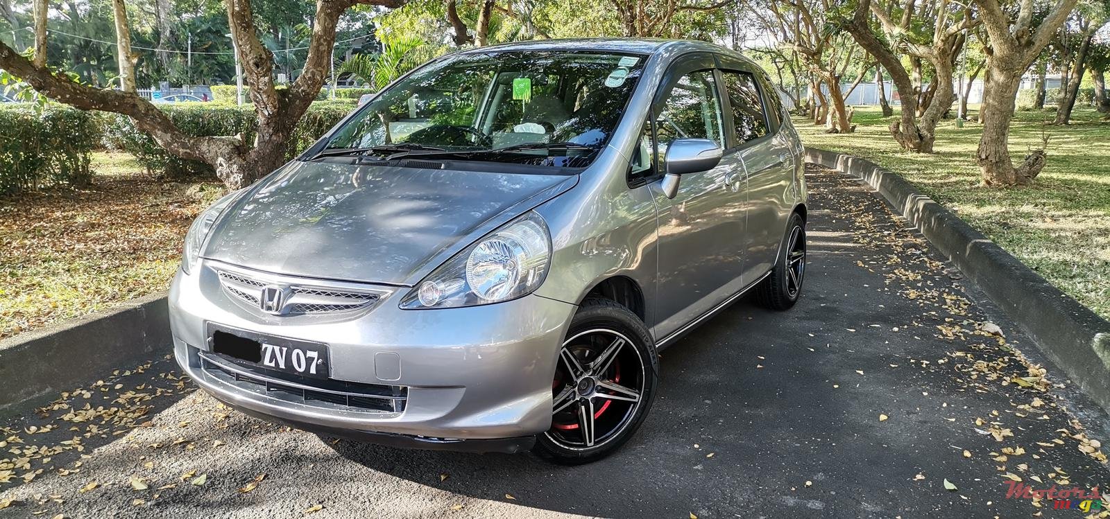 2007' Honda Fit photo #2