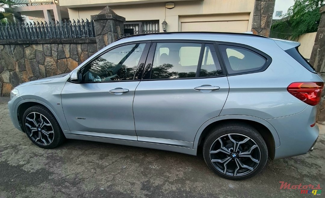 2017' BMW X1 X1 SDRIVE 18i photo #3