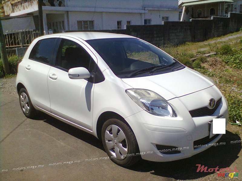 2000' Toyota photo #4