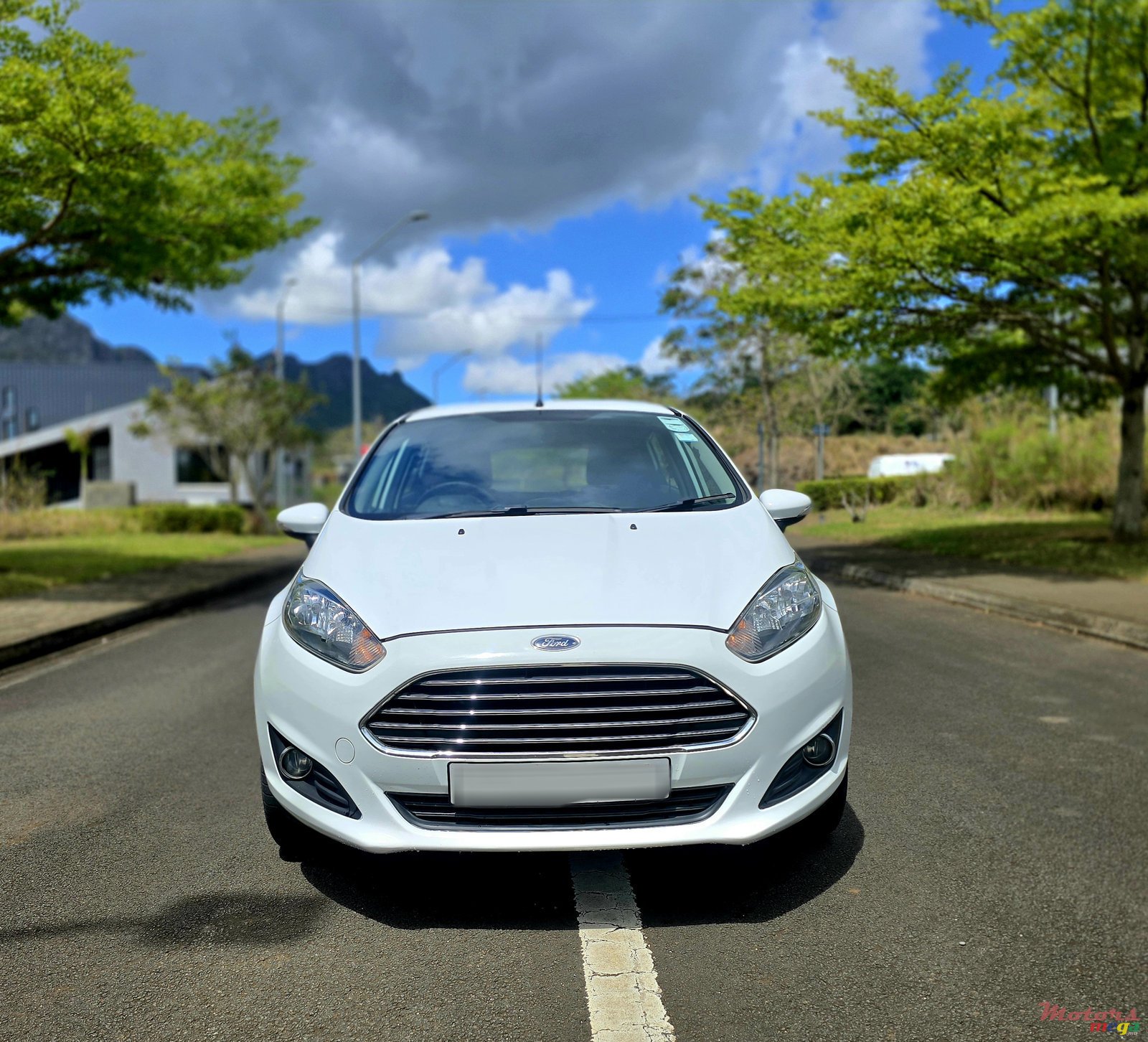 2014' Ford Fiesta photo #5
