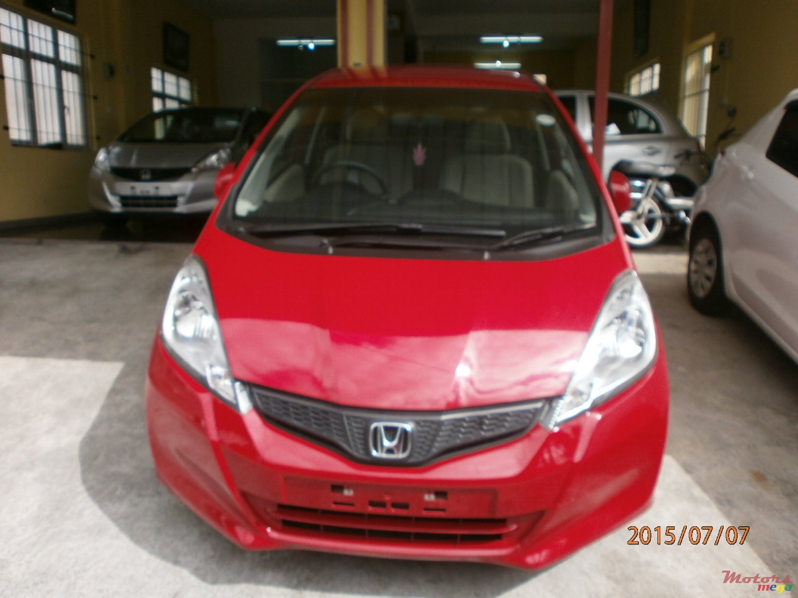 2011' Honda Fit FIT photo #1