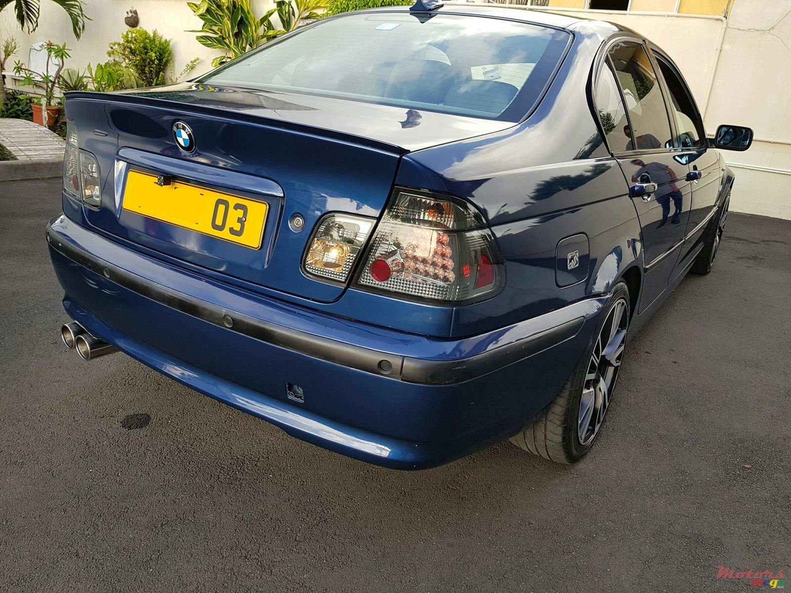 2003' BMW 318 photo #3