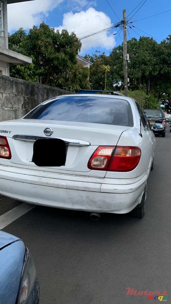 2002' Nissan Sunny photo #4