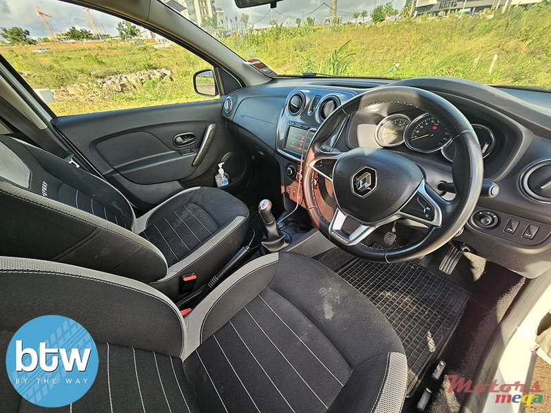 2019' Renault Sandero STEPWAY photo #5