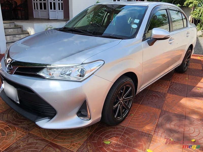 2019' Toyota Corolla photo #3