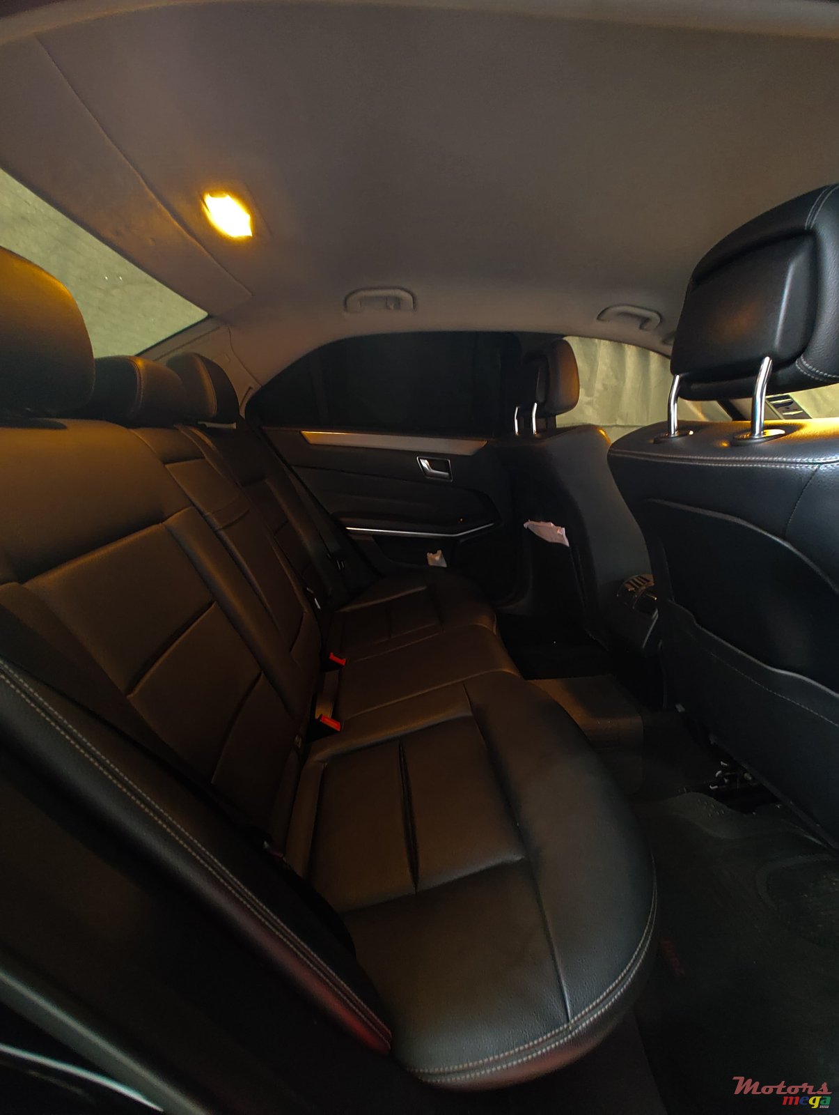 2016' Mercedes-Benz 200E photo #7