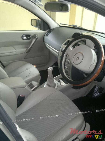 2007' Renault MEGANE 1.6 photo #3