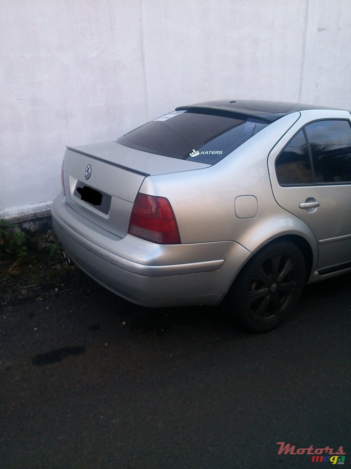 2002' Volkswagen Bora photo #9