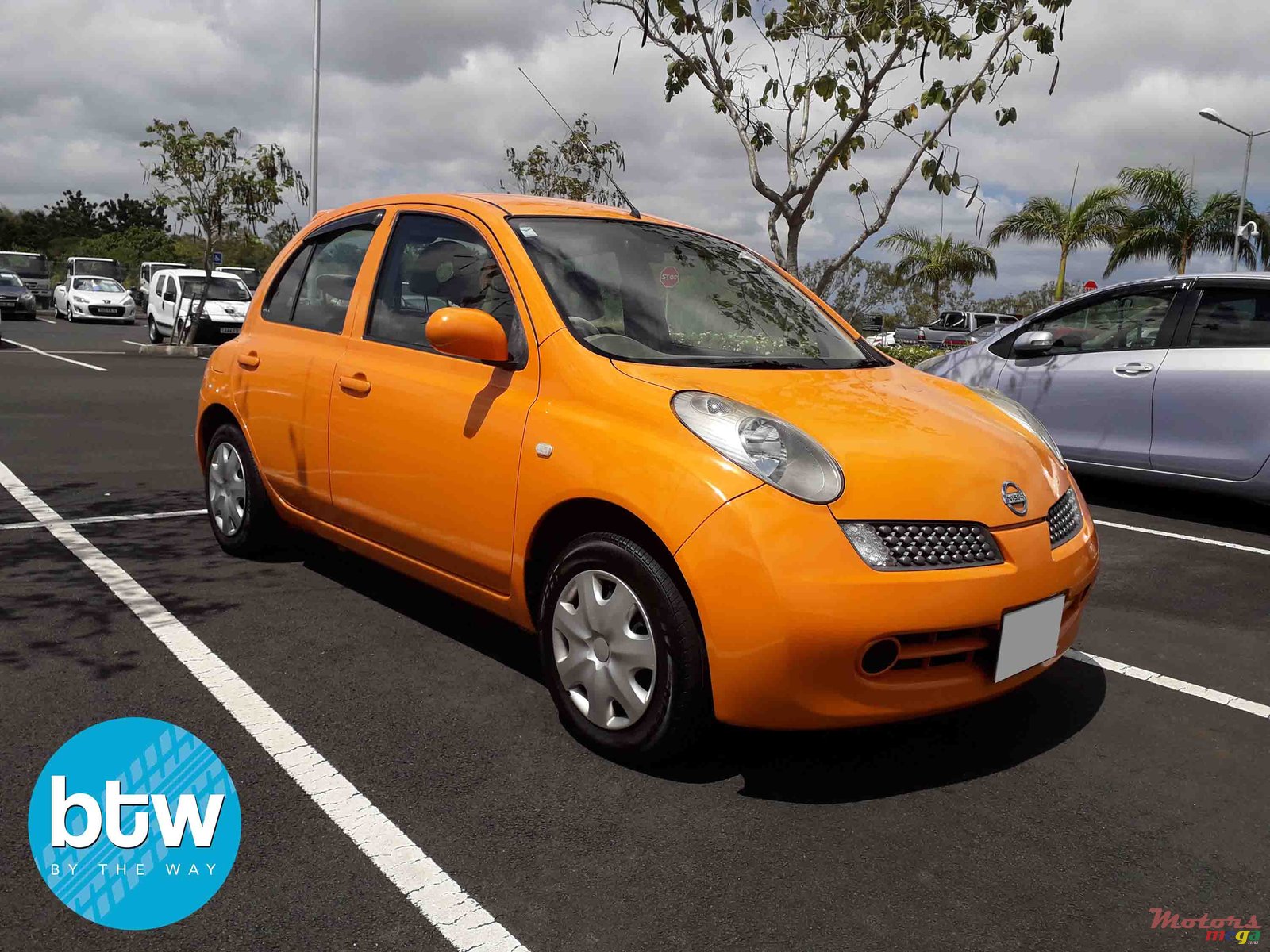 2007' Nissan March photo #1