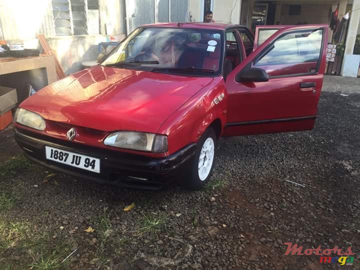 1994' Renault 19 photo #1