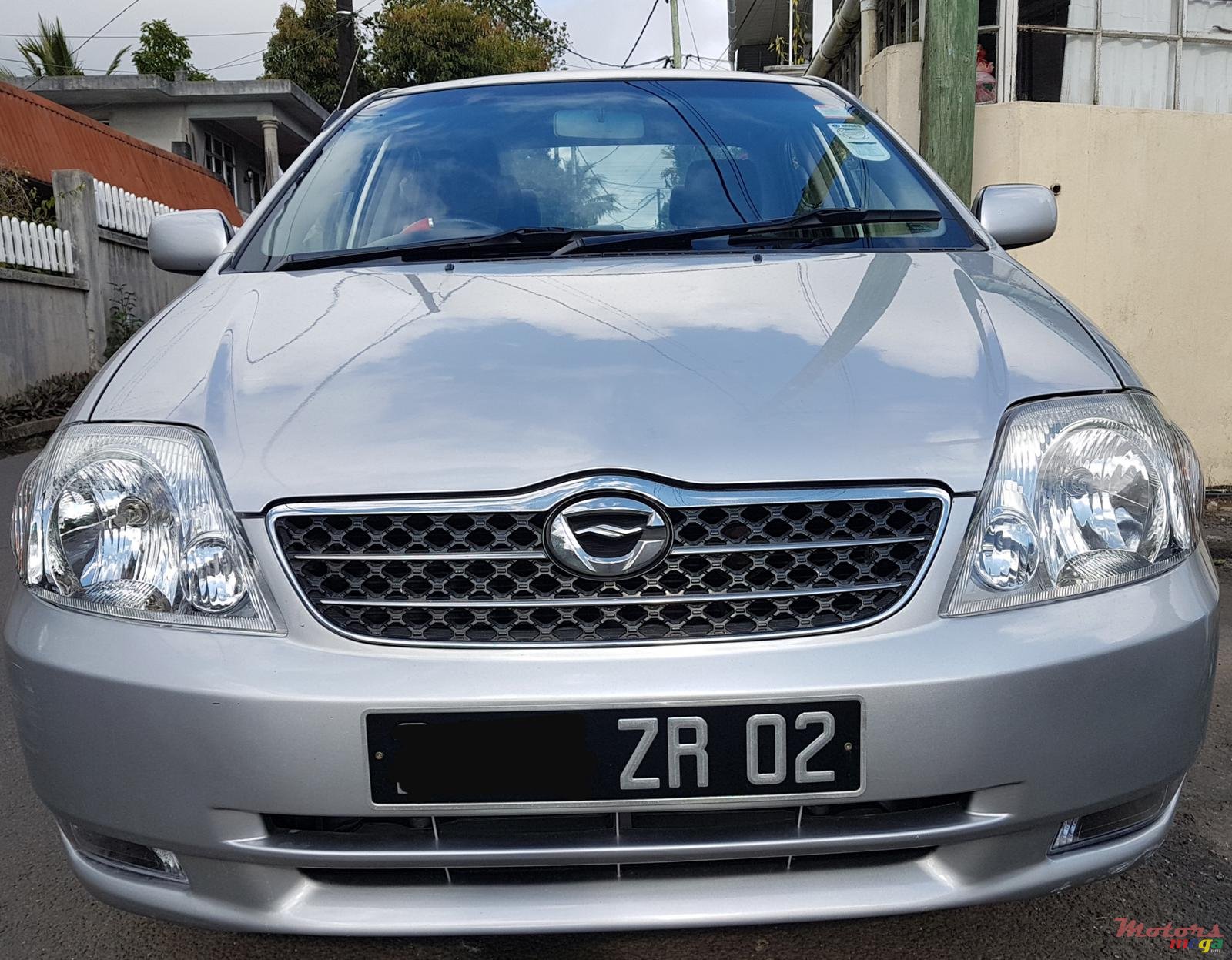 2002' Toyota Corolla photo #1