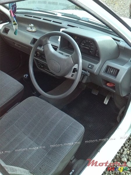 1991' Nissan Micra March iZ photo #3