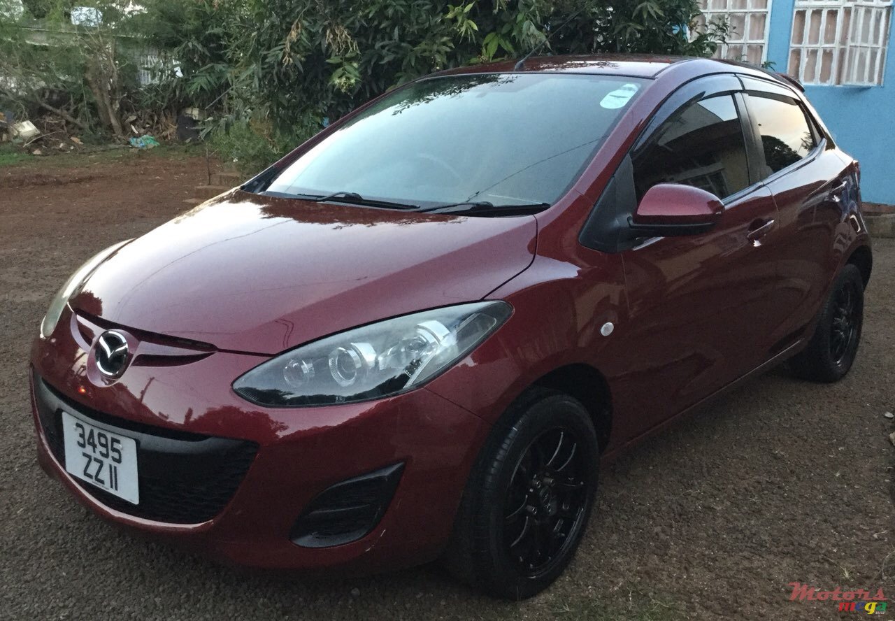 2011' Mazda Demio photo #1