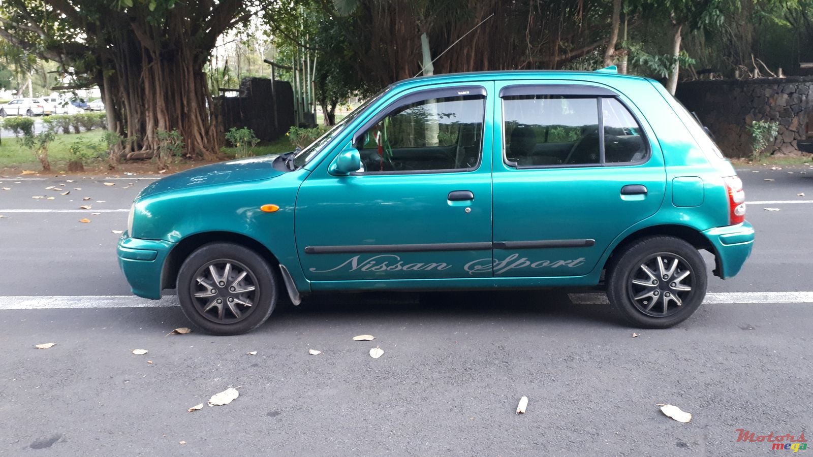 1999' Nissan March photo #4