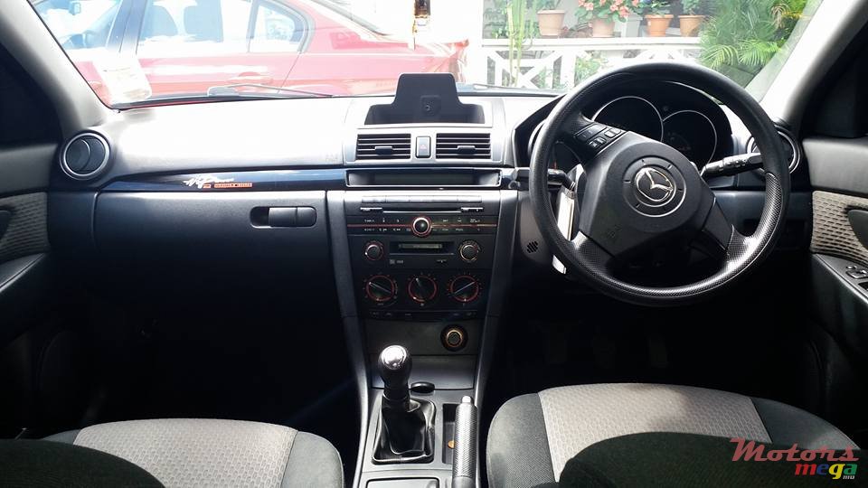 2006' Mazda Axela photo #5