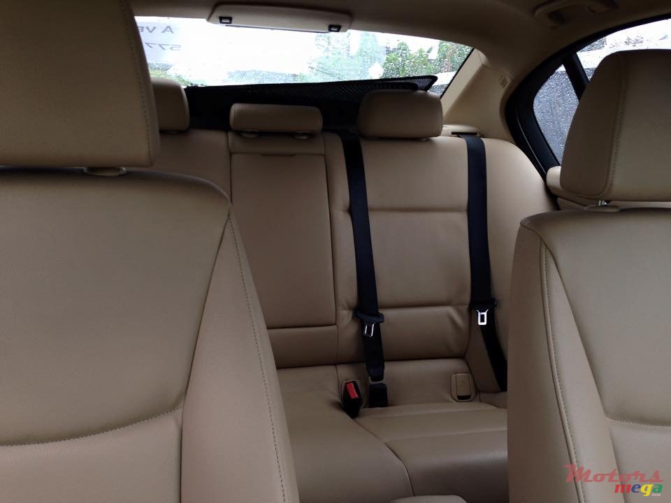 2006' BMW 316 photo #5