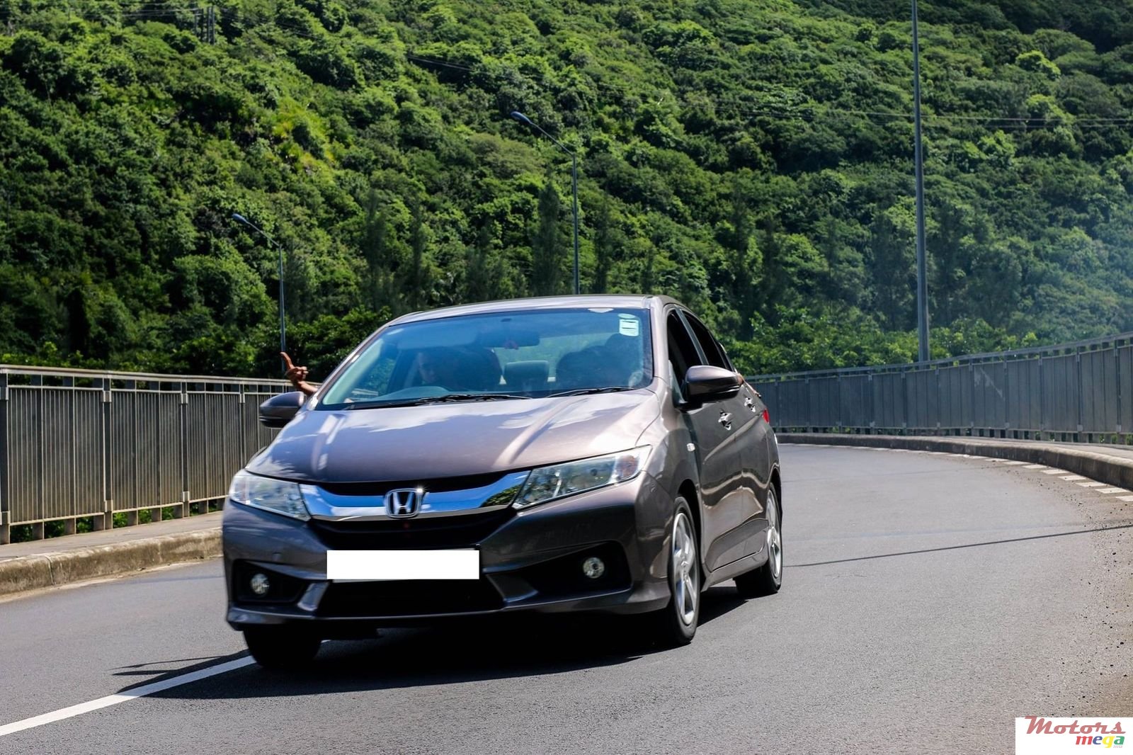 2015' Honda Ballade photo #1