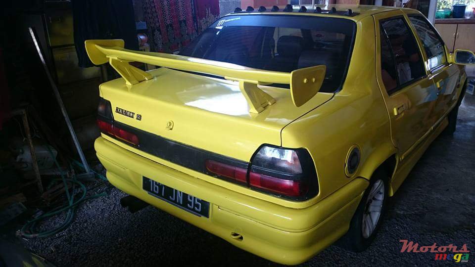 1995' Renault 19 photo #4