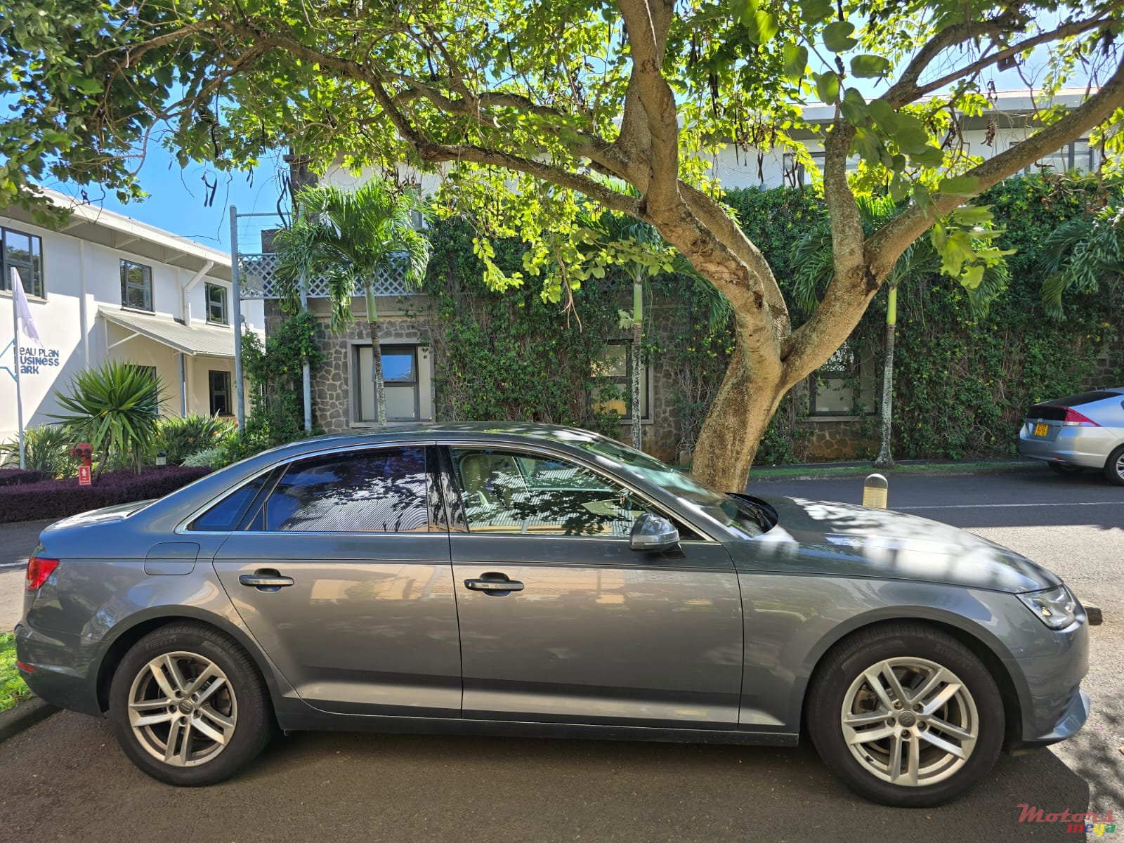 2017' Audi A4 photo #5