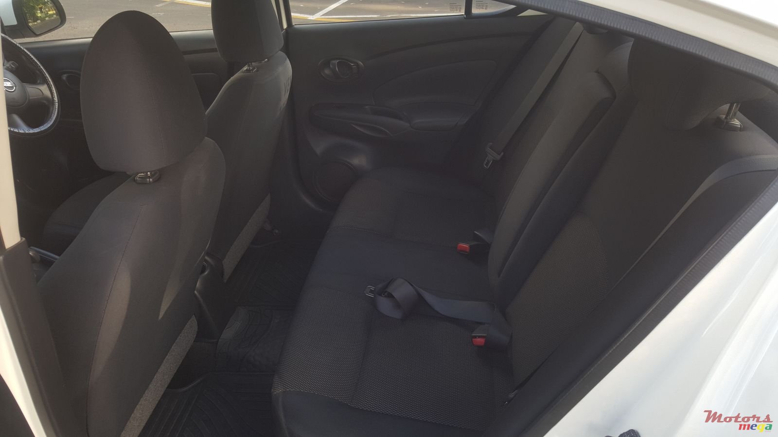 2012' Nissan Almera photo #5