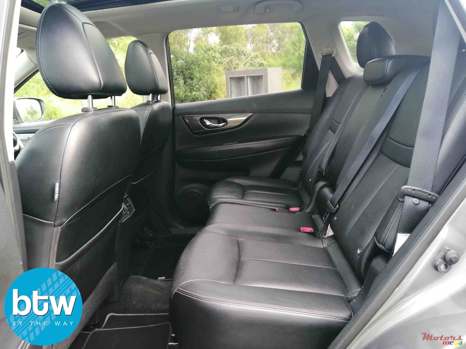 2015' Nissan X-Trail photo #4