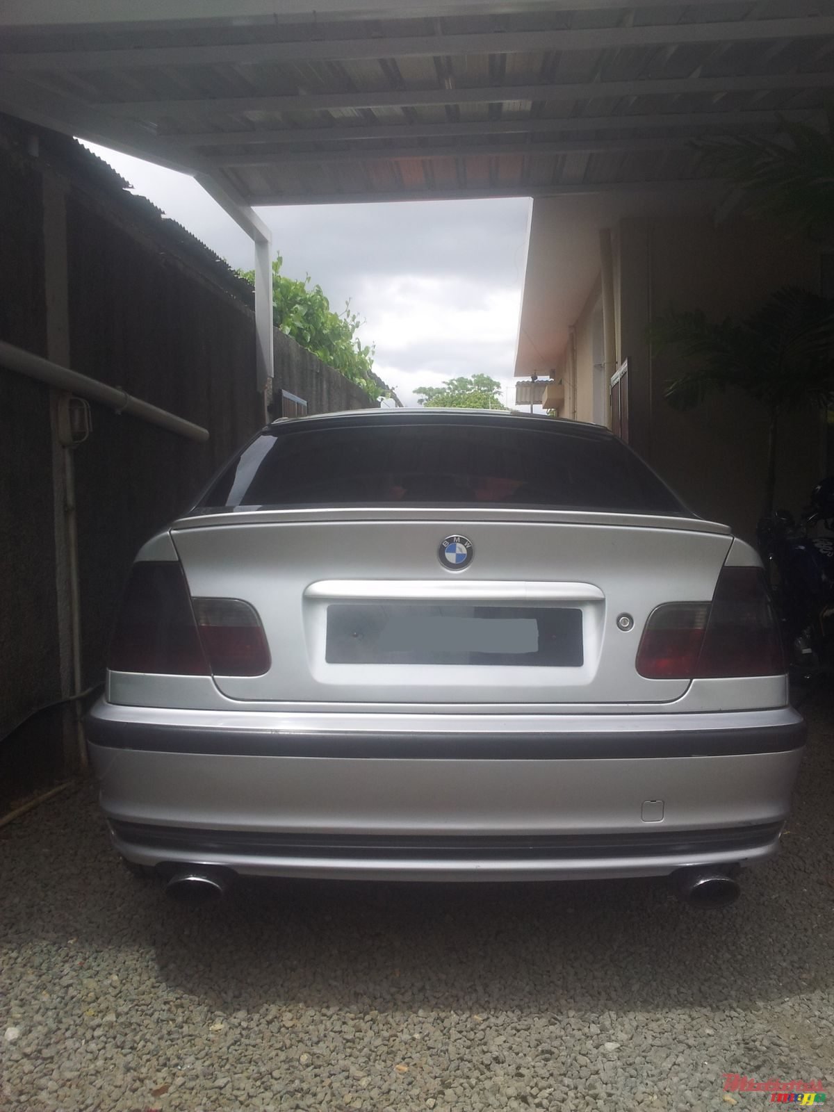 2002' BMW 318 photo #2