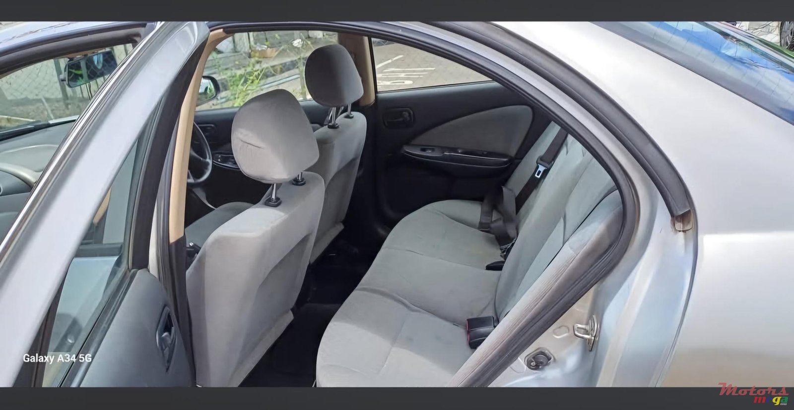 2009' Nissan Sunny photo #5