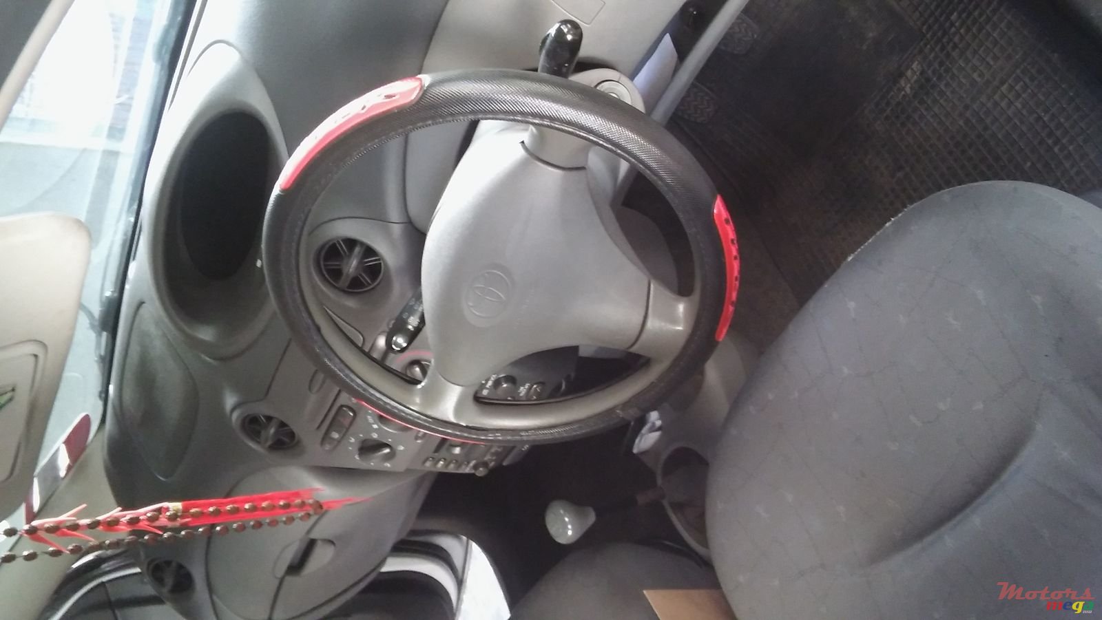 2000' Toyota photo #3