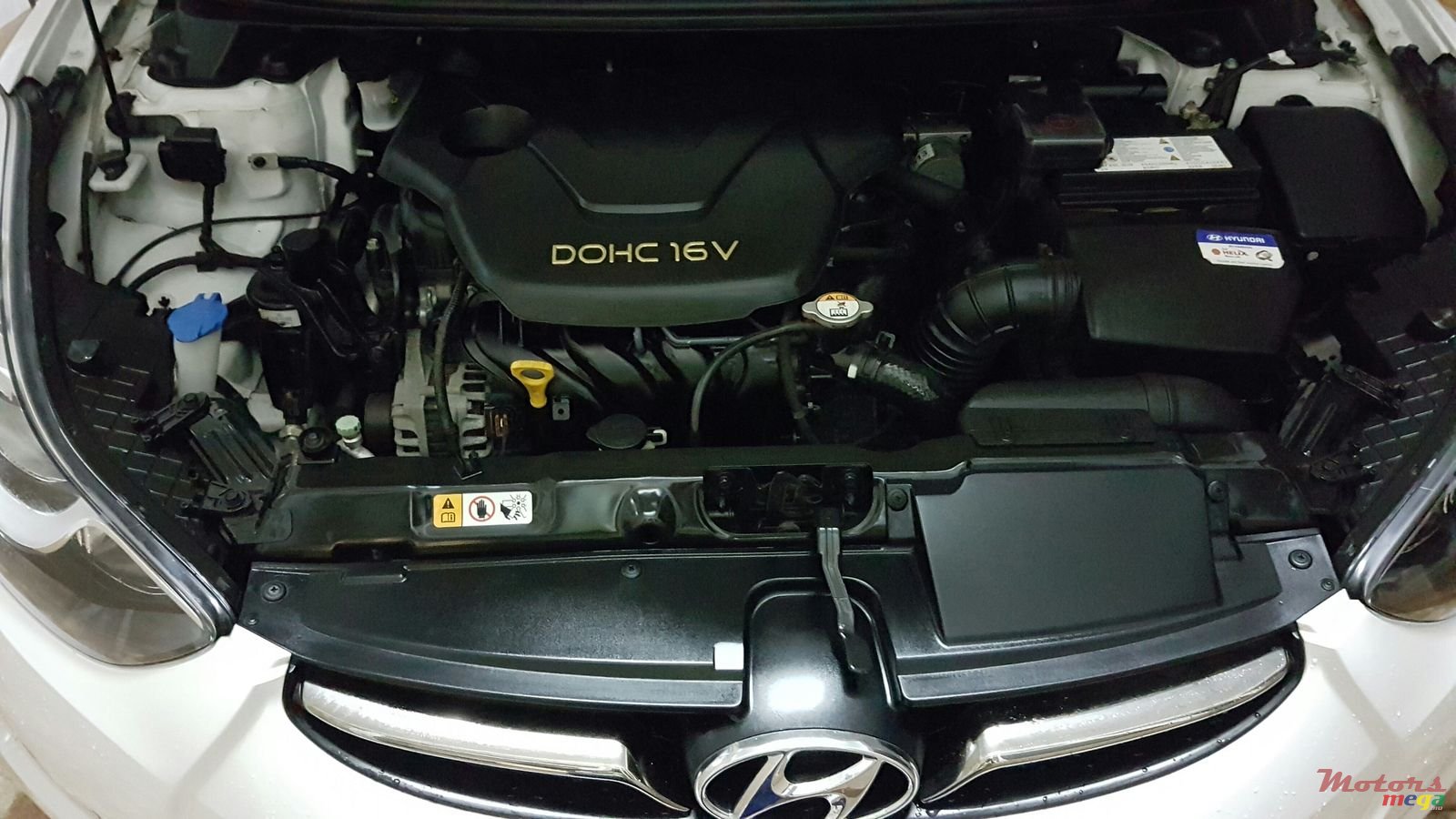 2012' Hyundai Elantra photo #4