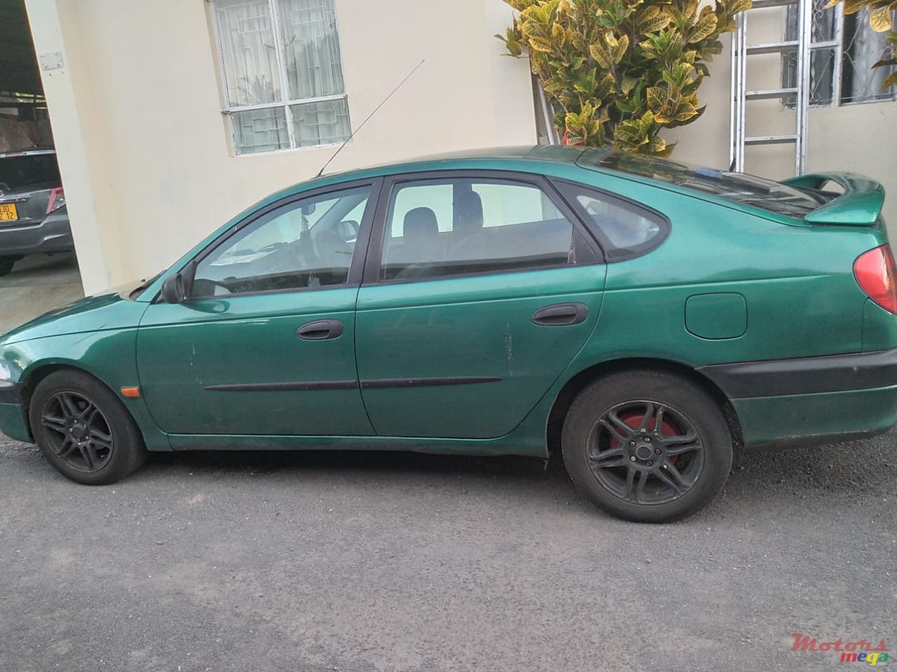 1998' Toyota Corolla photo #1