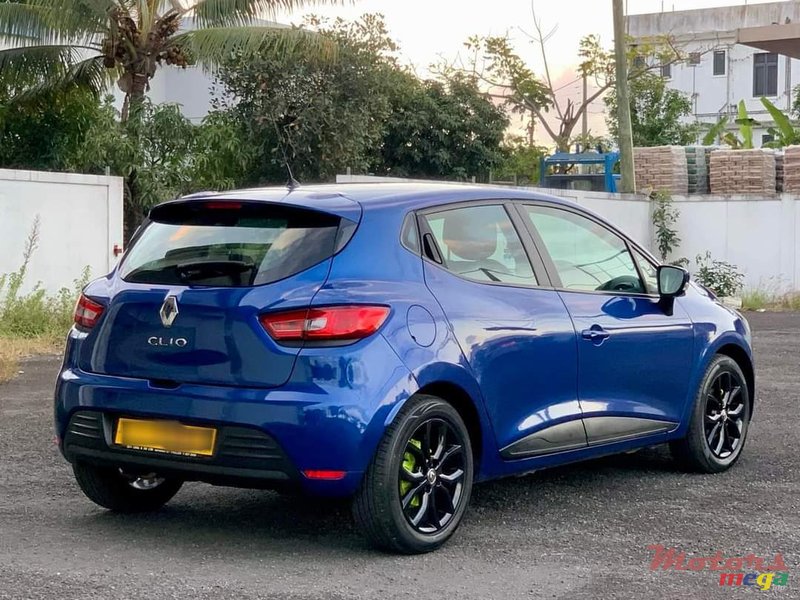 2020' Renault Clio 2020 photo #3