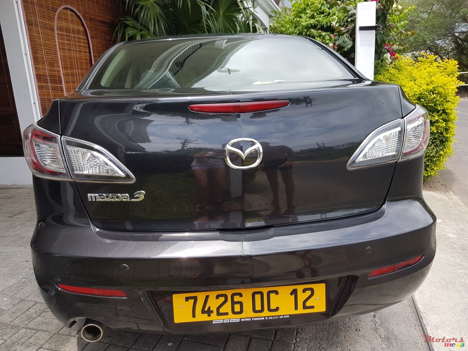 2012' Mazda 3 Saloon photo #4