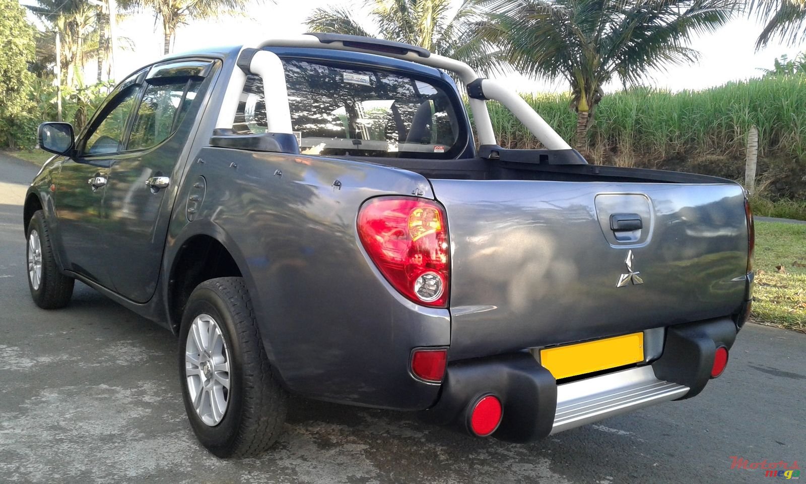 2008' Mitsubishi Sportero photo #4