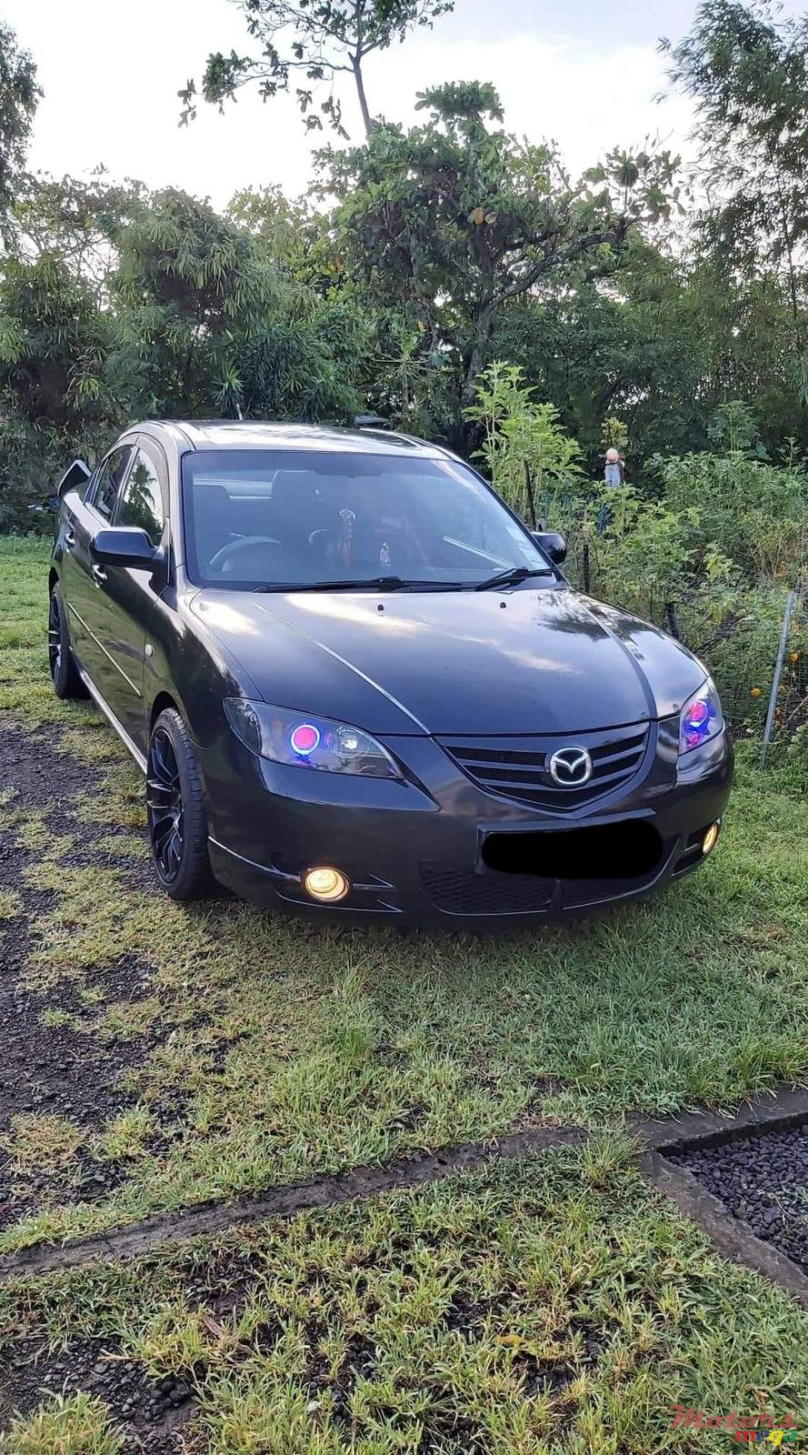 2005' Mazda 3 photo #2