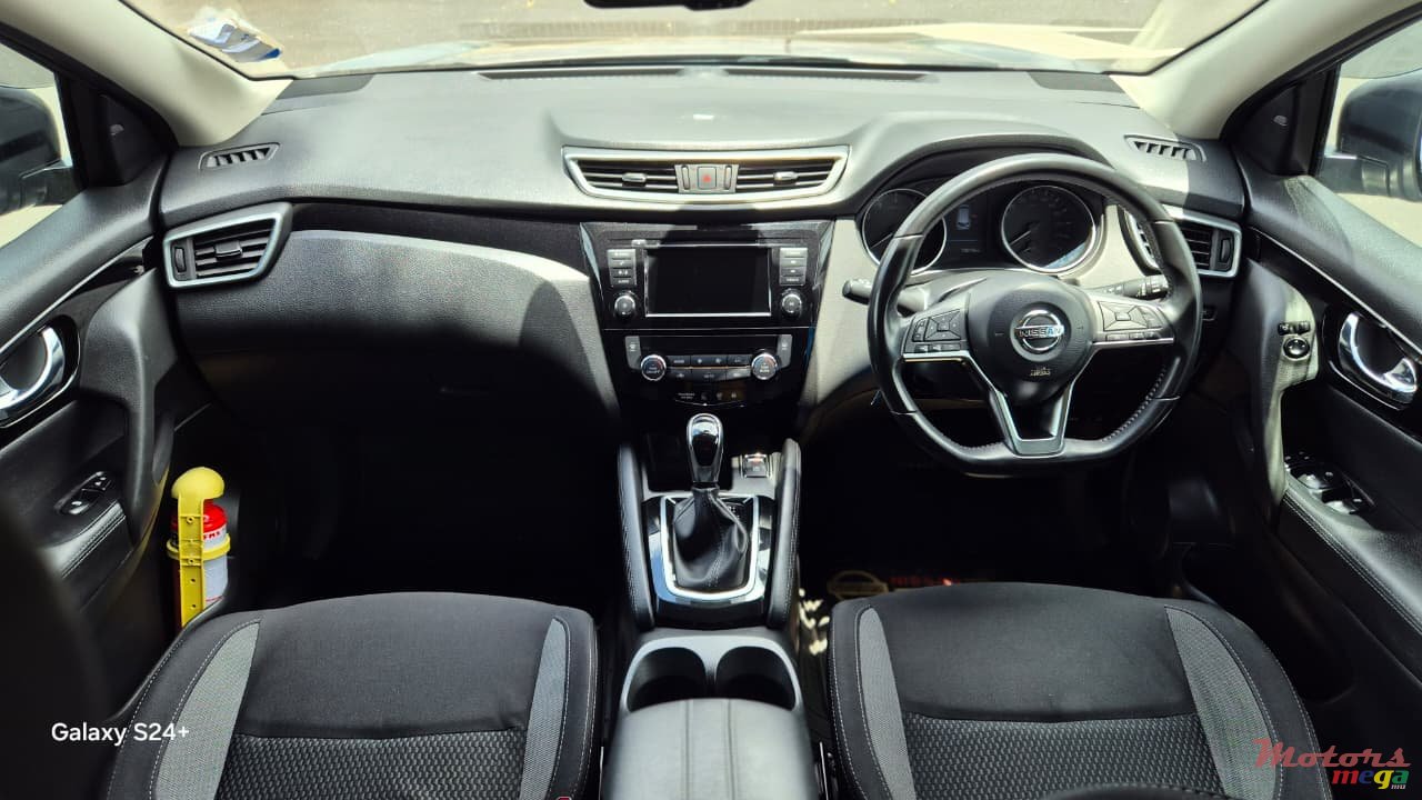2020' Nissan Qashqai photo #6