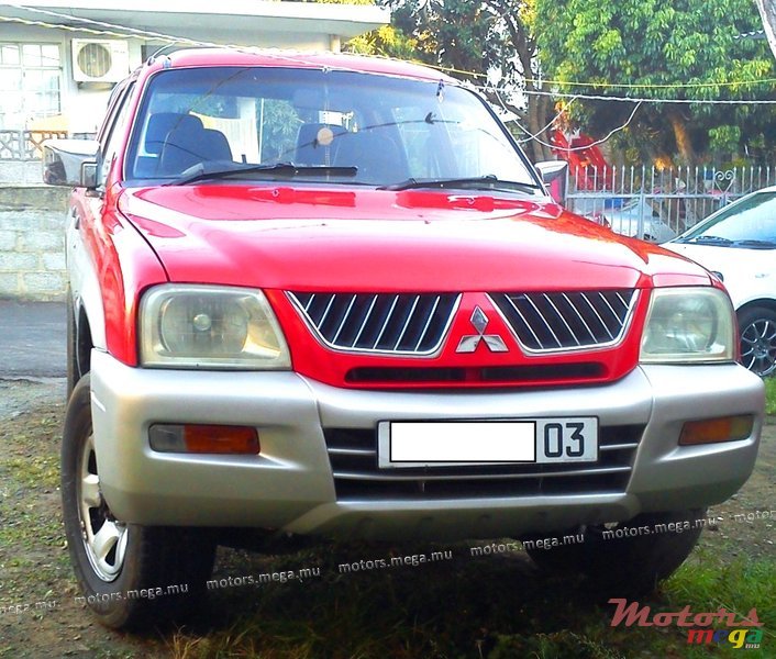 2003' Mitsubishi L200 4x4 photo #1