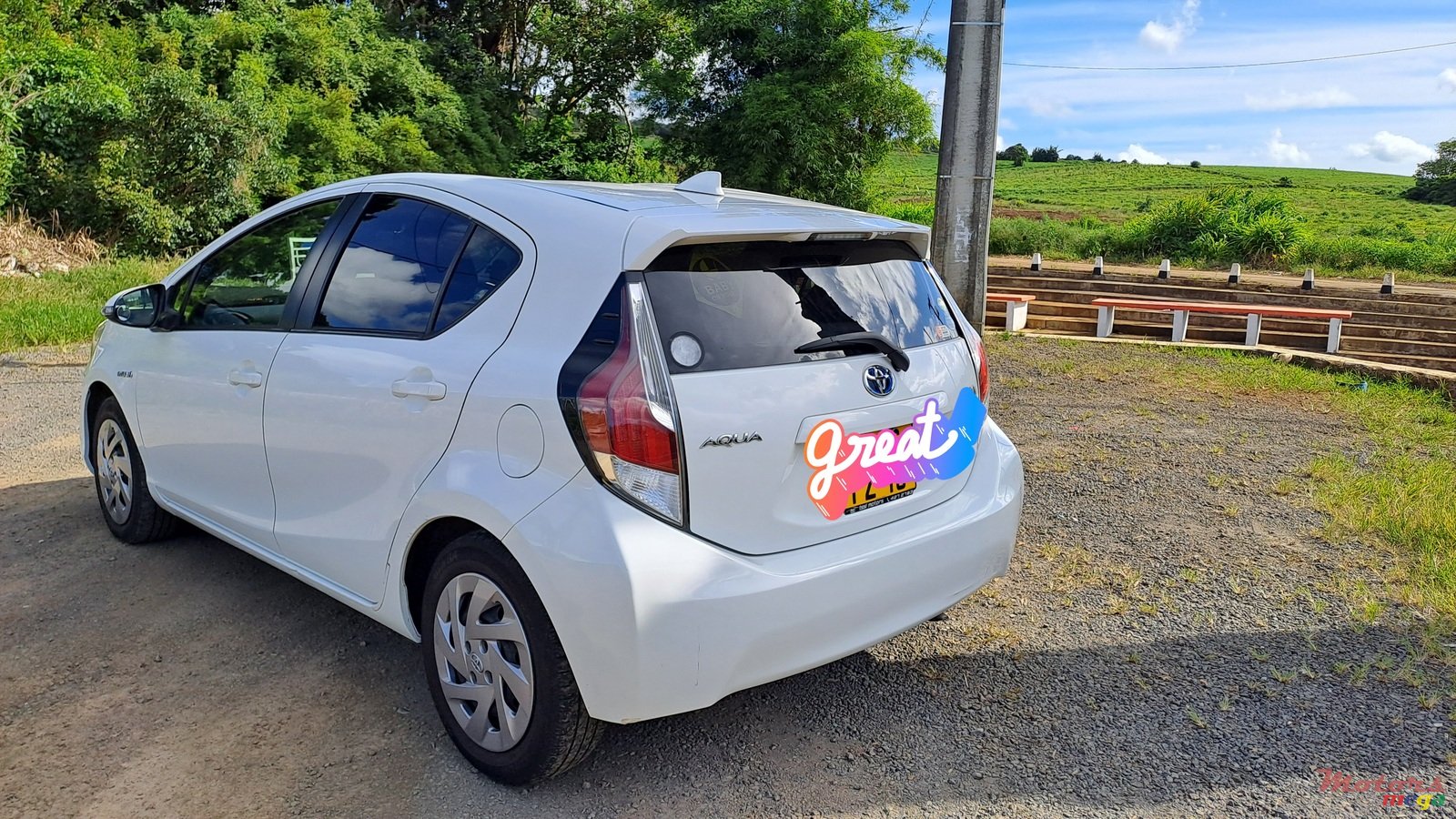 2016' Toyota Aqua photo #6