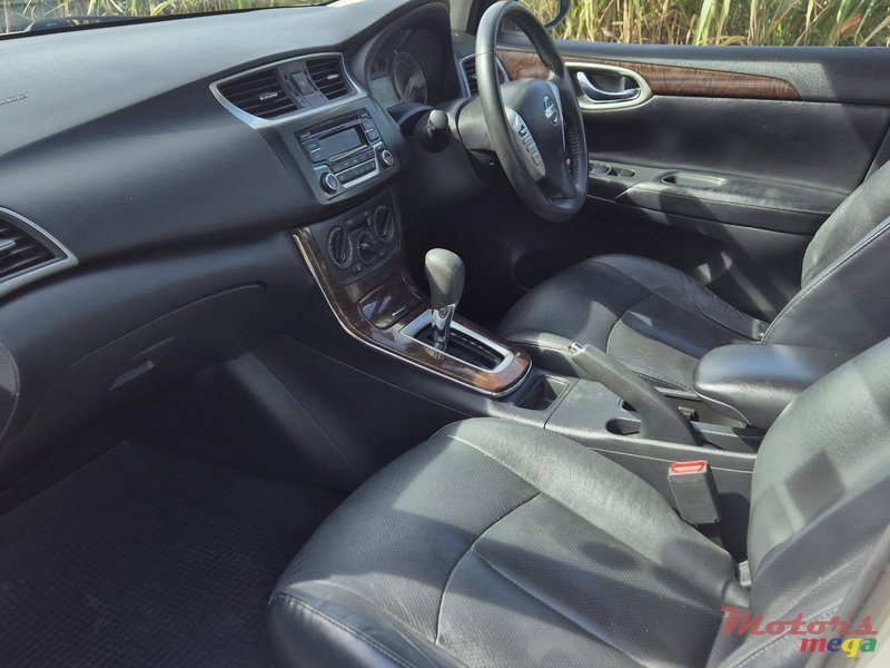 2017' Nissan Sentra photo #5