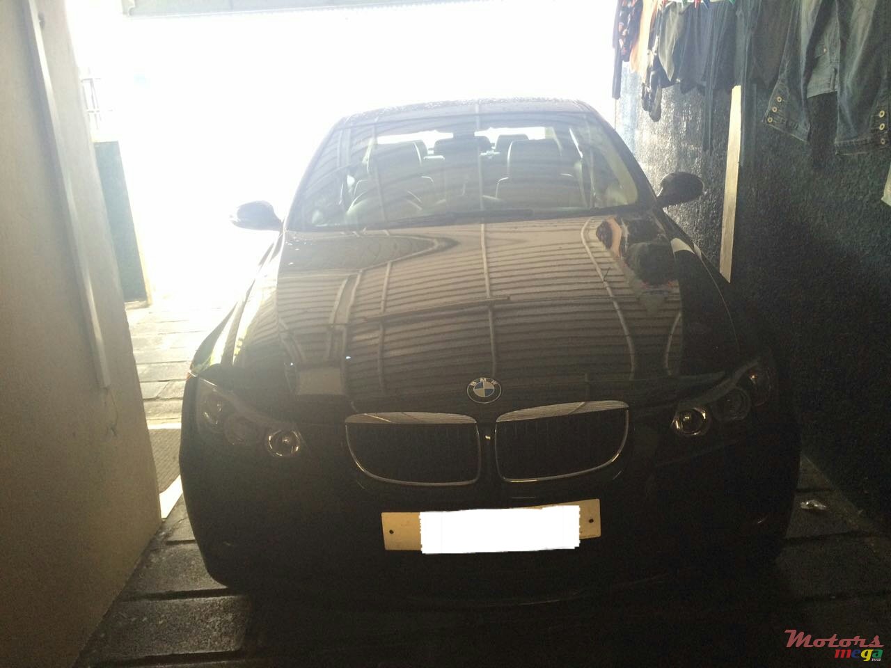 2005' BMW 3 Series i (lady driven) photo #1