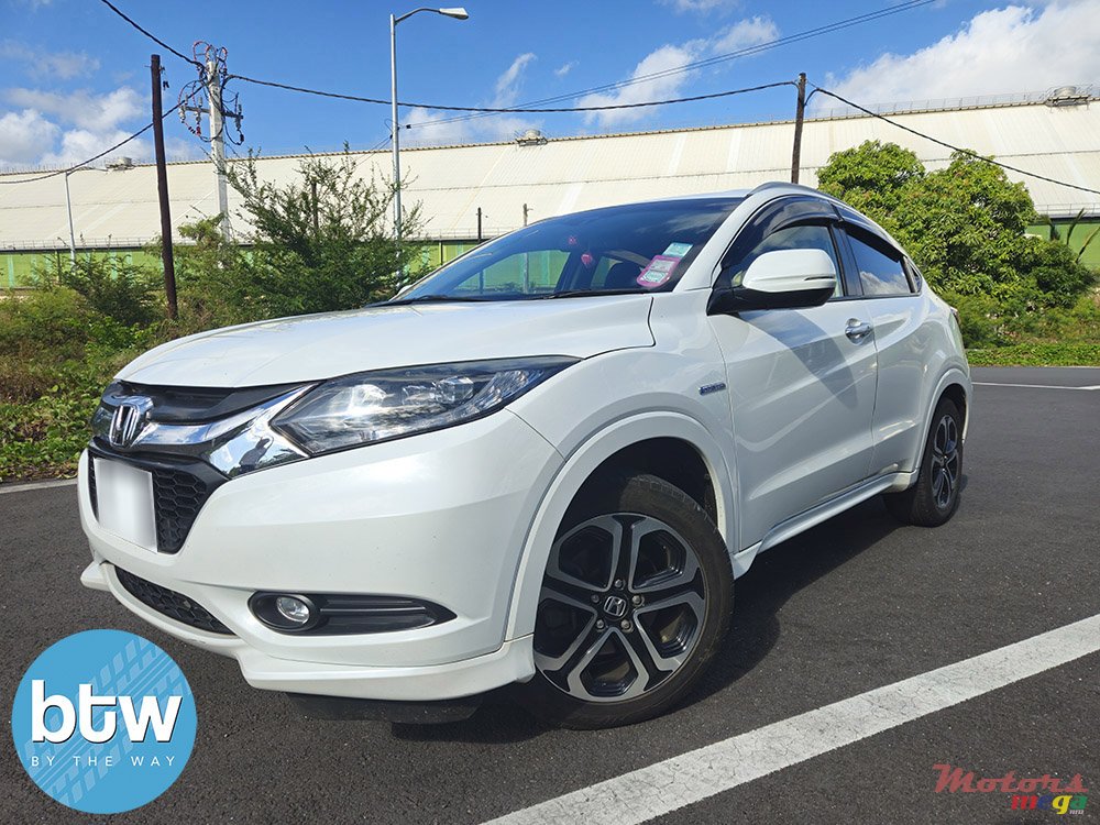 2015' Honda VEZEL  Z Package photo #2
