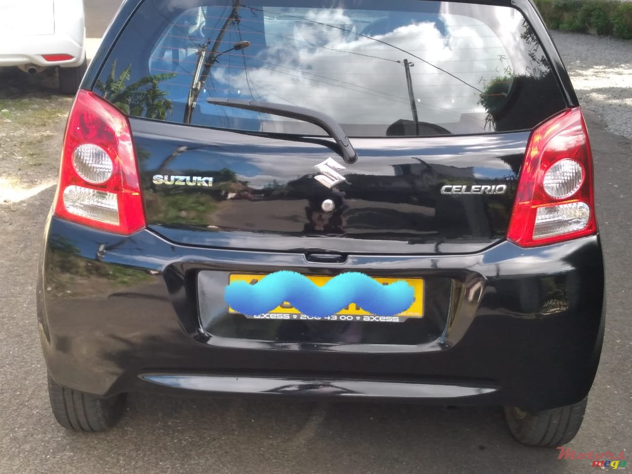 2010' Suzuki Celerio photo #5